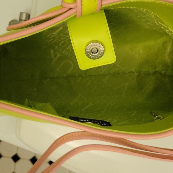 Furla, leather handbag, lime green with pink trim - Picture 5 of 11